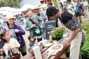 マンモスバウワウ　食事　過去のイベントの様子